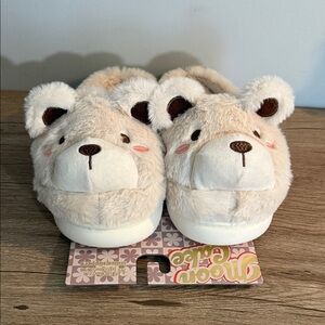 MOON CAKE Cute Bear Plush Slippers, 7/8, NWT